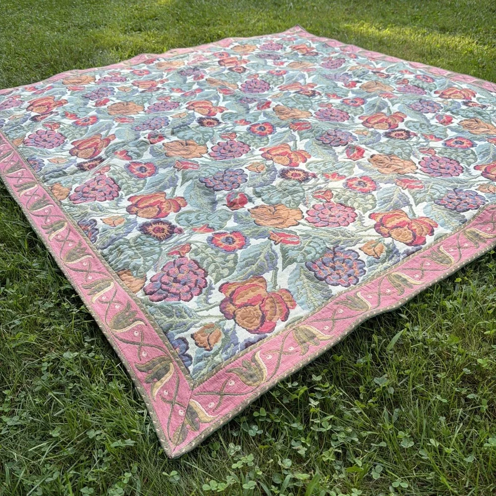 Vintage French Style Aubusson Floral Tapestry Bedding Cotton Coverlet 55''x 55''